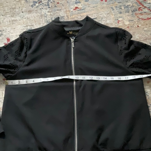 JM studio black jacket with eyelet detail sleeves - Picture 6 of 8